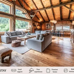  Chalet Le - By Emerald